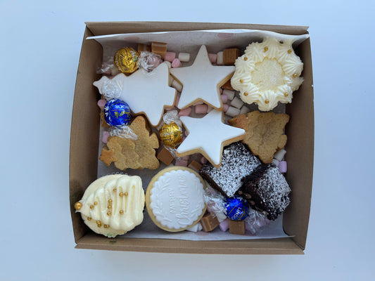 'White Christmas' Treat Box