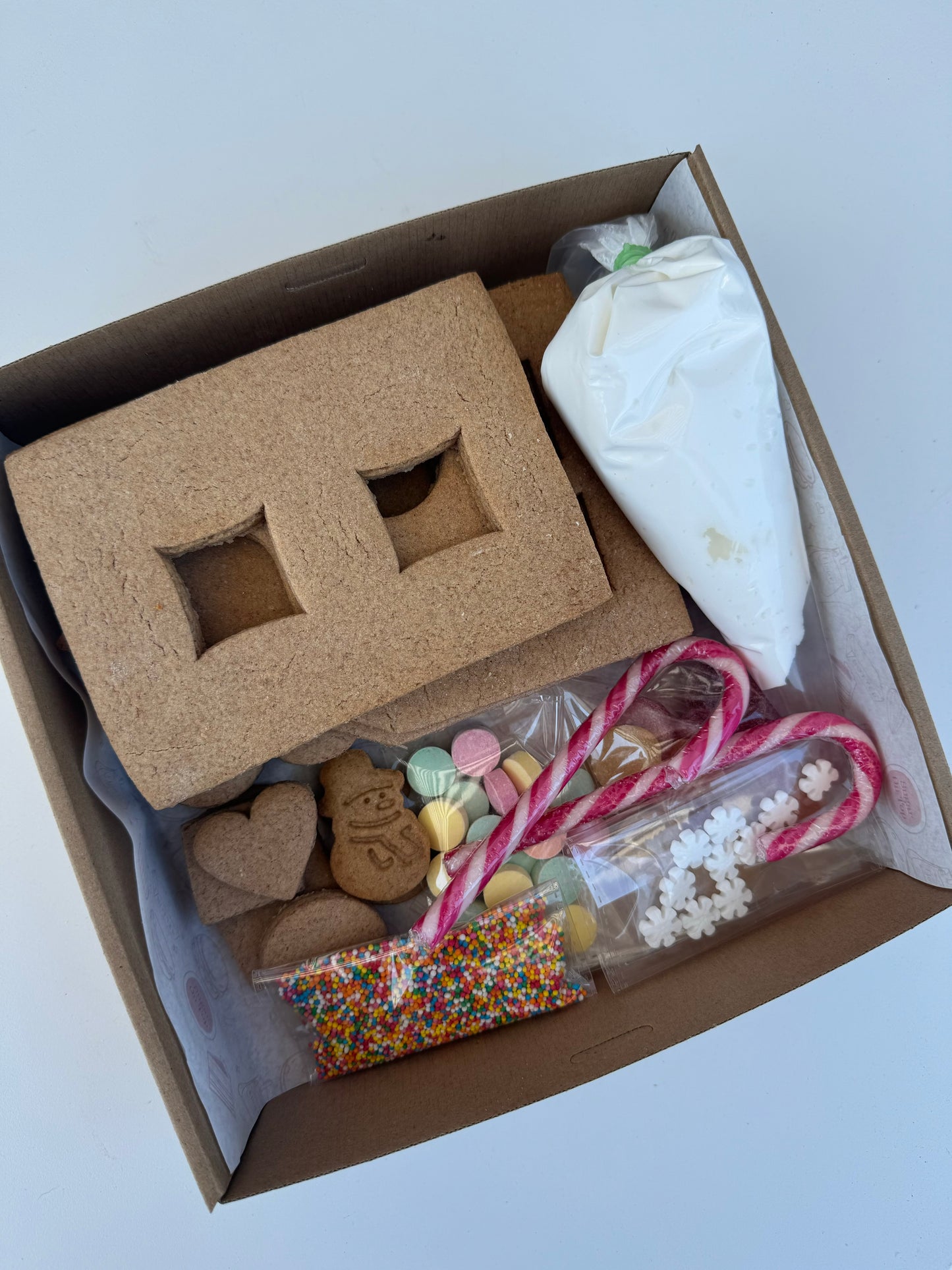 Gingerbread House Kit